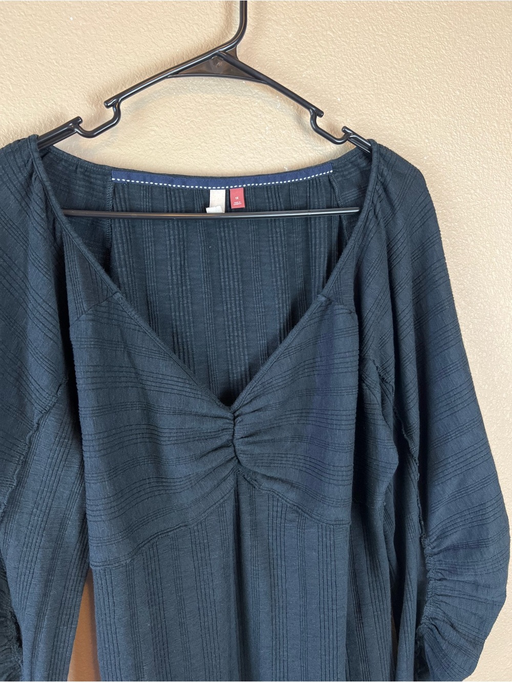 Pilcro Ribbed Ruched Sleeve Top - Picture 8 of 15
